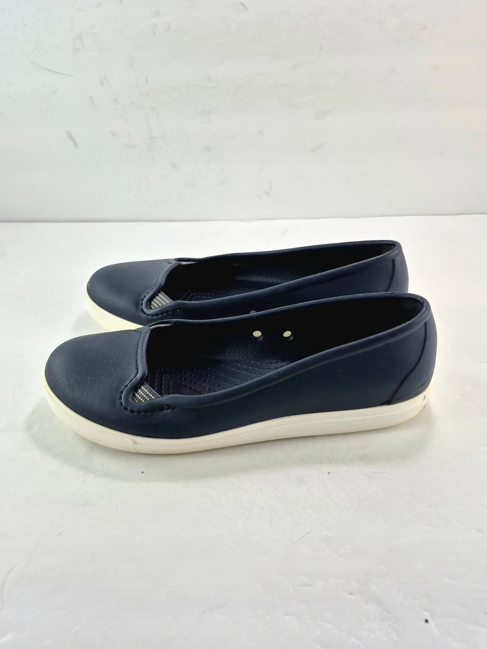 Crocs CitiLane Platform Slip-On Ballet Flats in women's size 7.