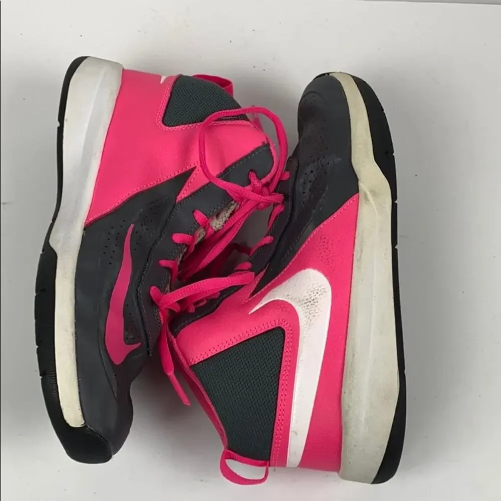 Nike girls pink