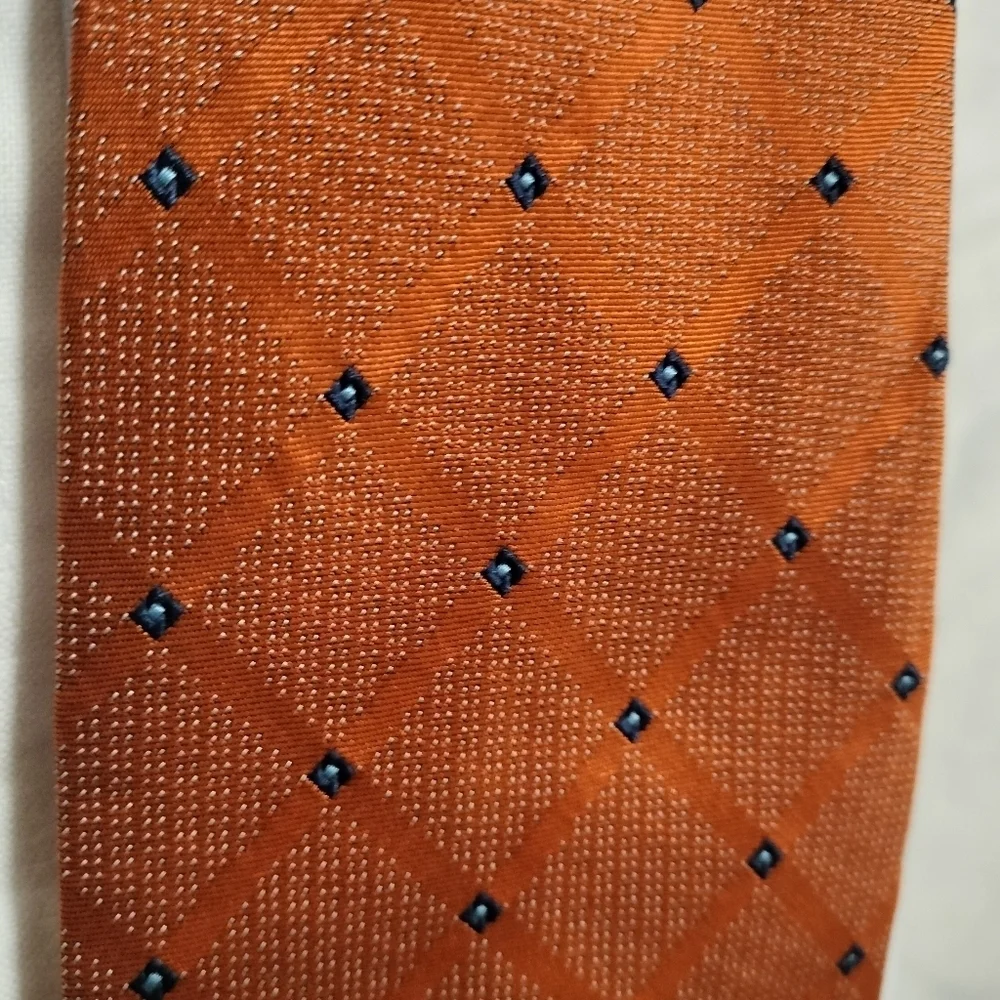 N/A stylish orange