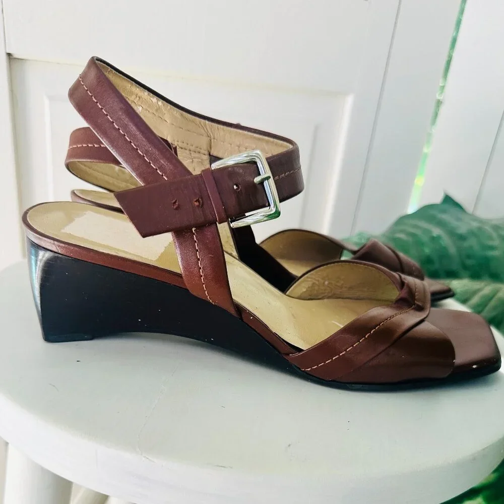 Vintage 1990s Franco Sarto Brown Leather Wedge Sandals Slingback Size 9
