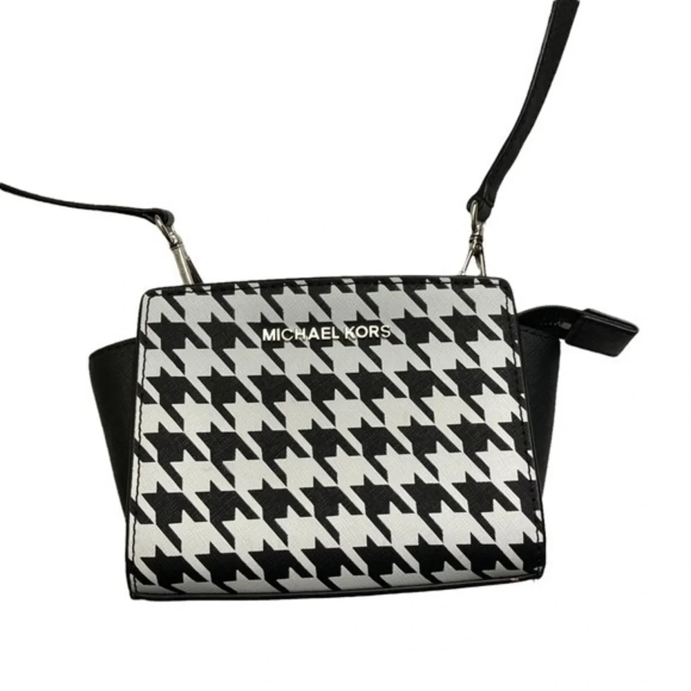 Michael Kors houndstooth mini Selma crossbody bag