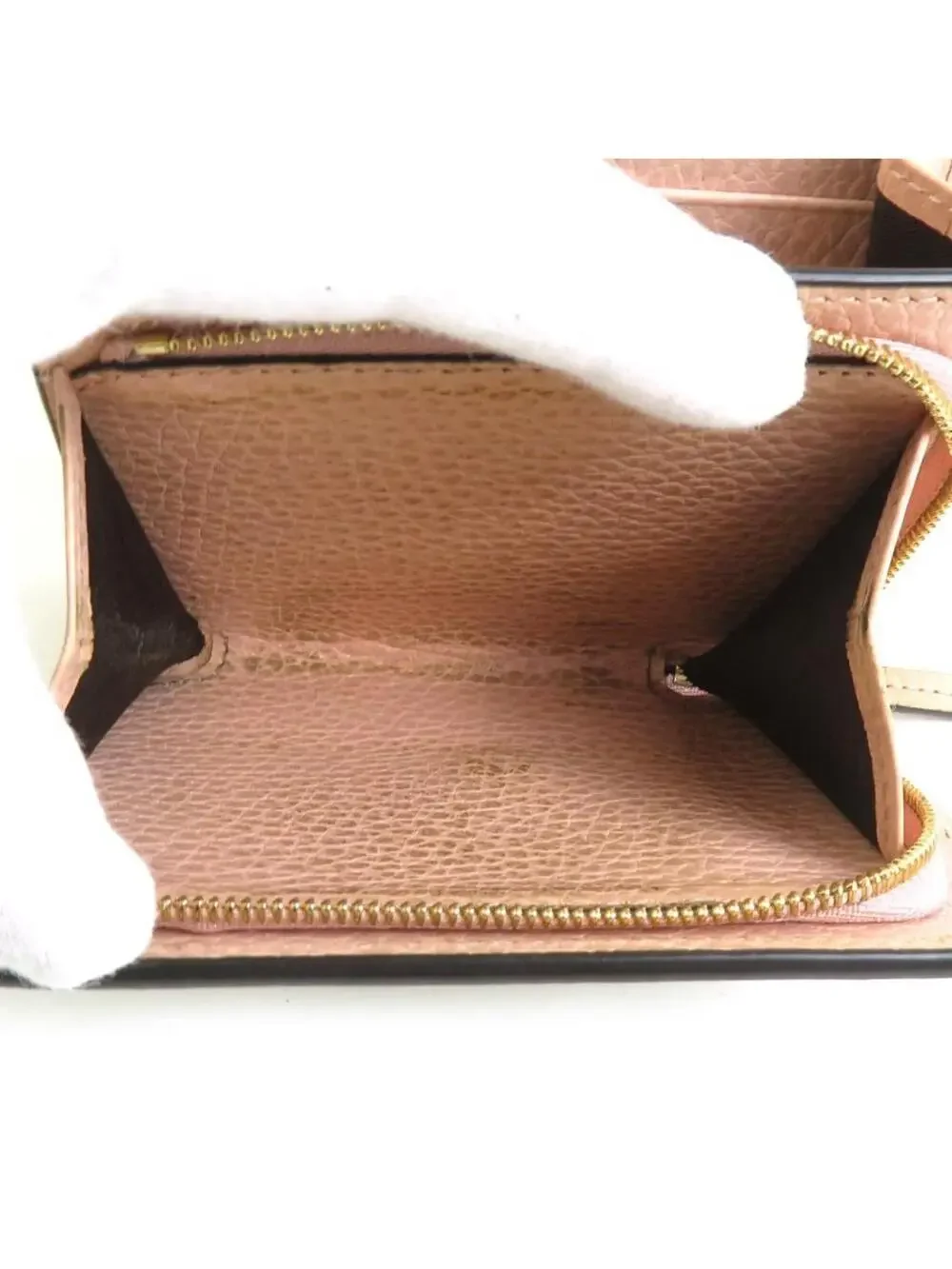 Gucci indulge luxury