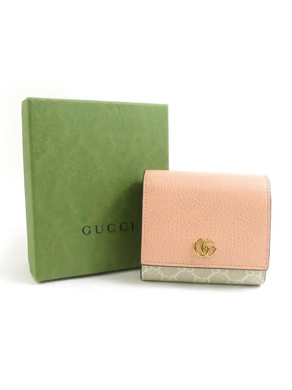 Gucci indulge luxury