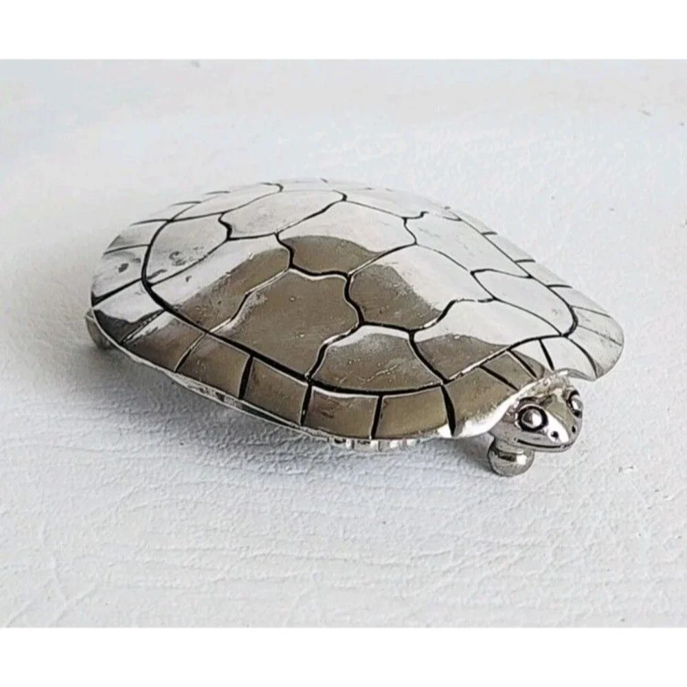 Vintage Silver Tone Turtle Metal Belt Buckle