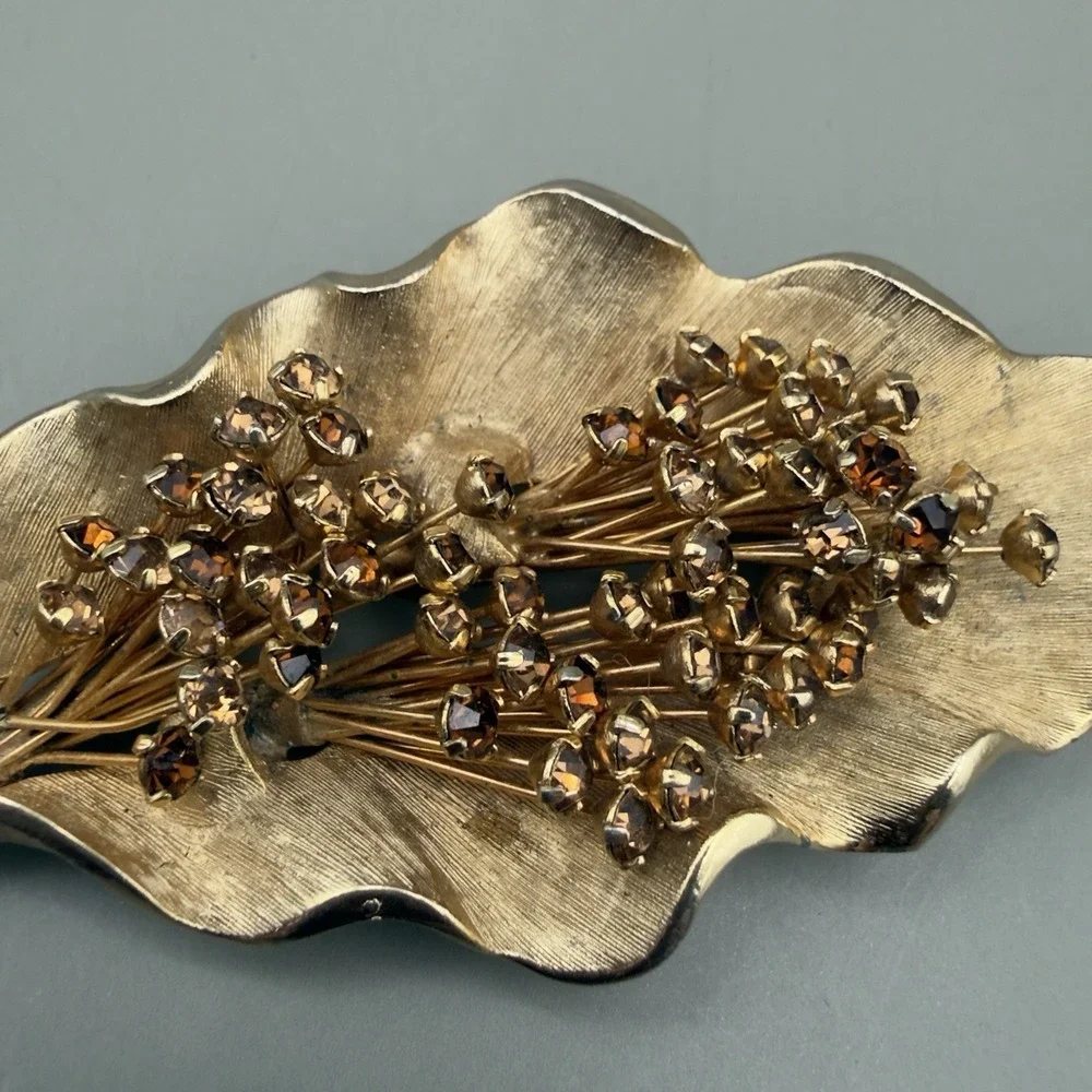 Vintage Gold Tone Leaf Rhinestone Berry Spray Pin Textured Leaf