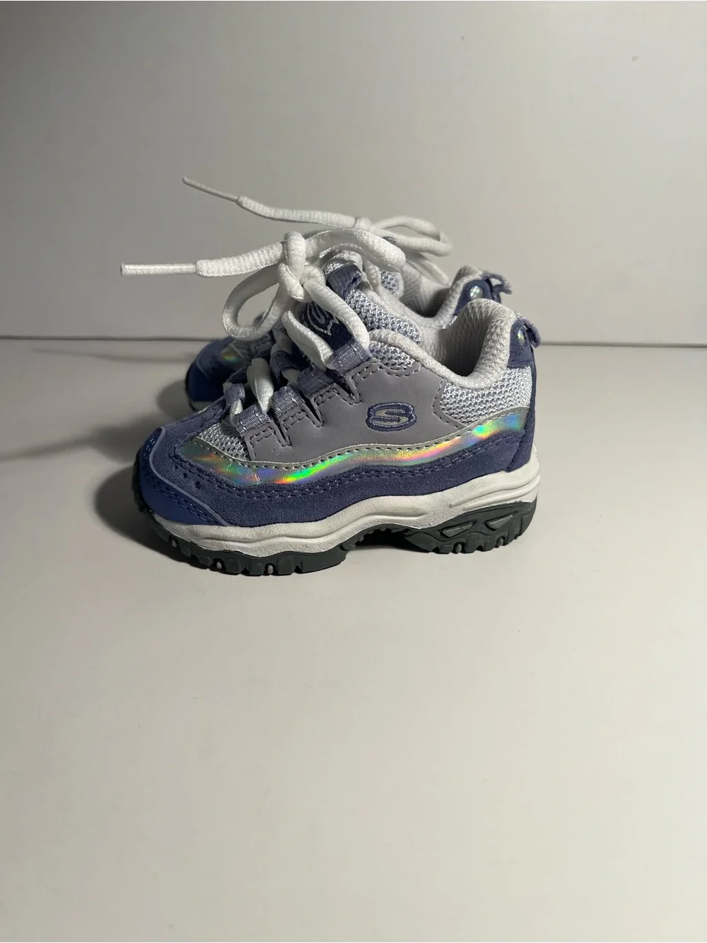 Skechers BABY Purple Iridescent Trainer Sneakers size 3 🎀🎀🎀