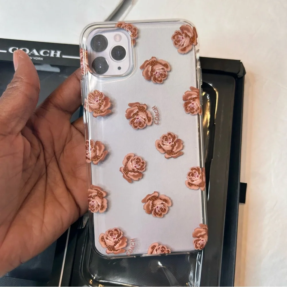 Coach elegant case