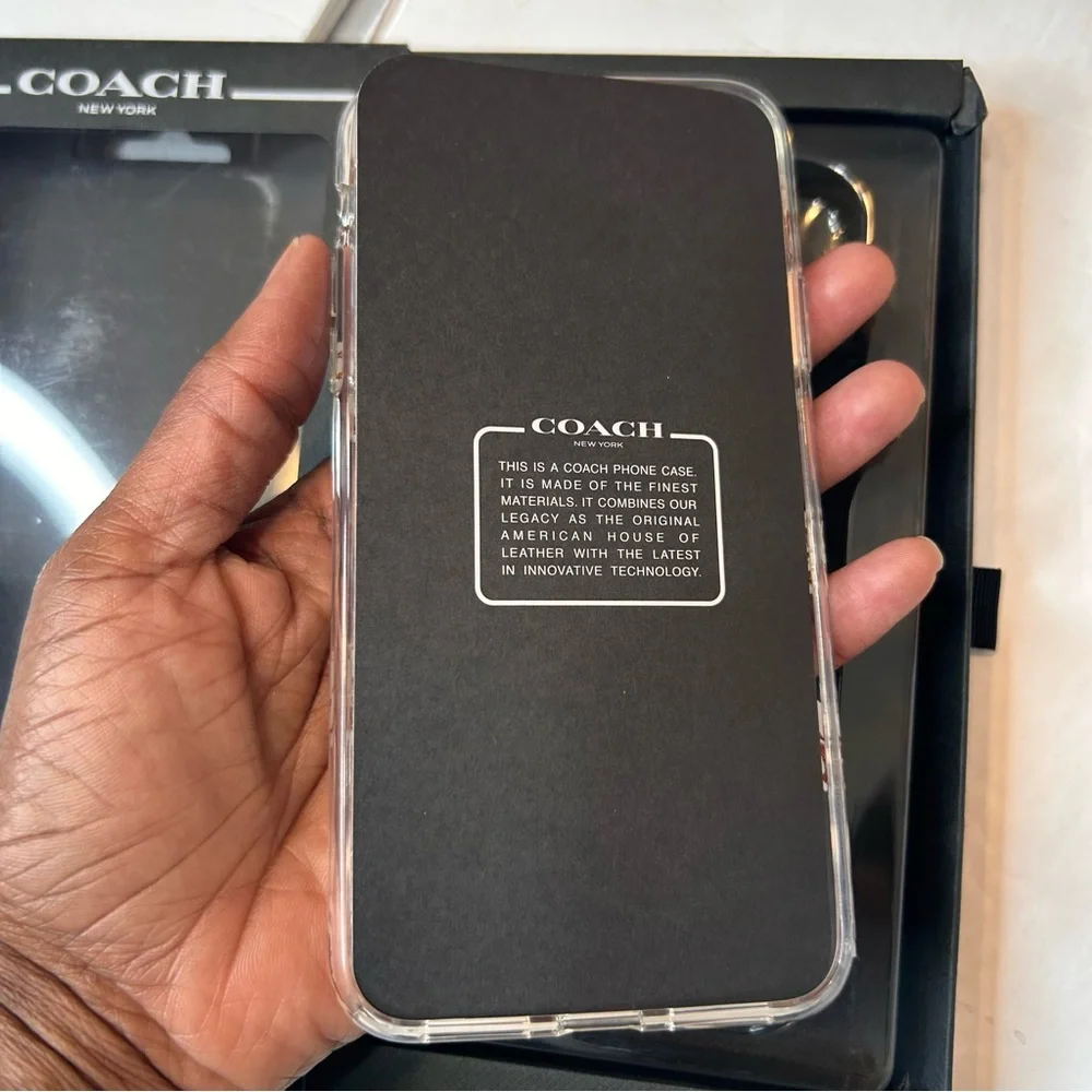 Coach elegant case