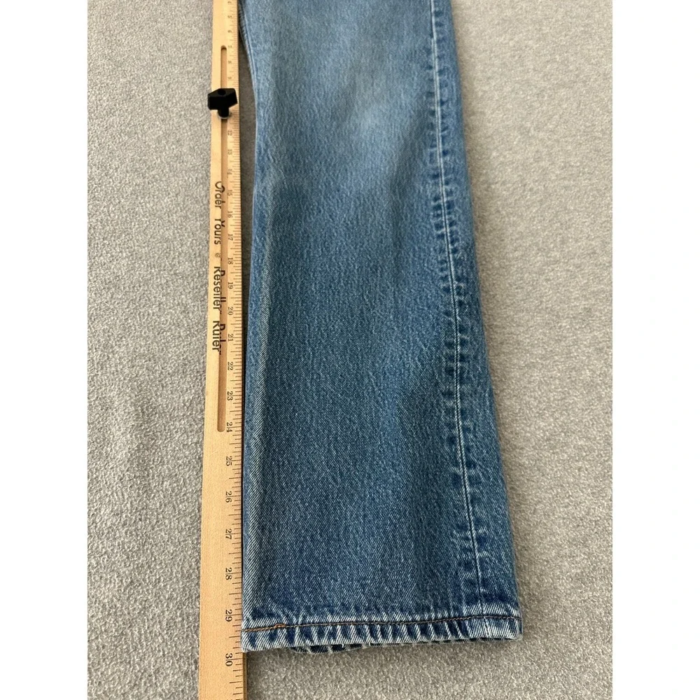 Levis measurements waist