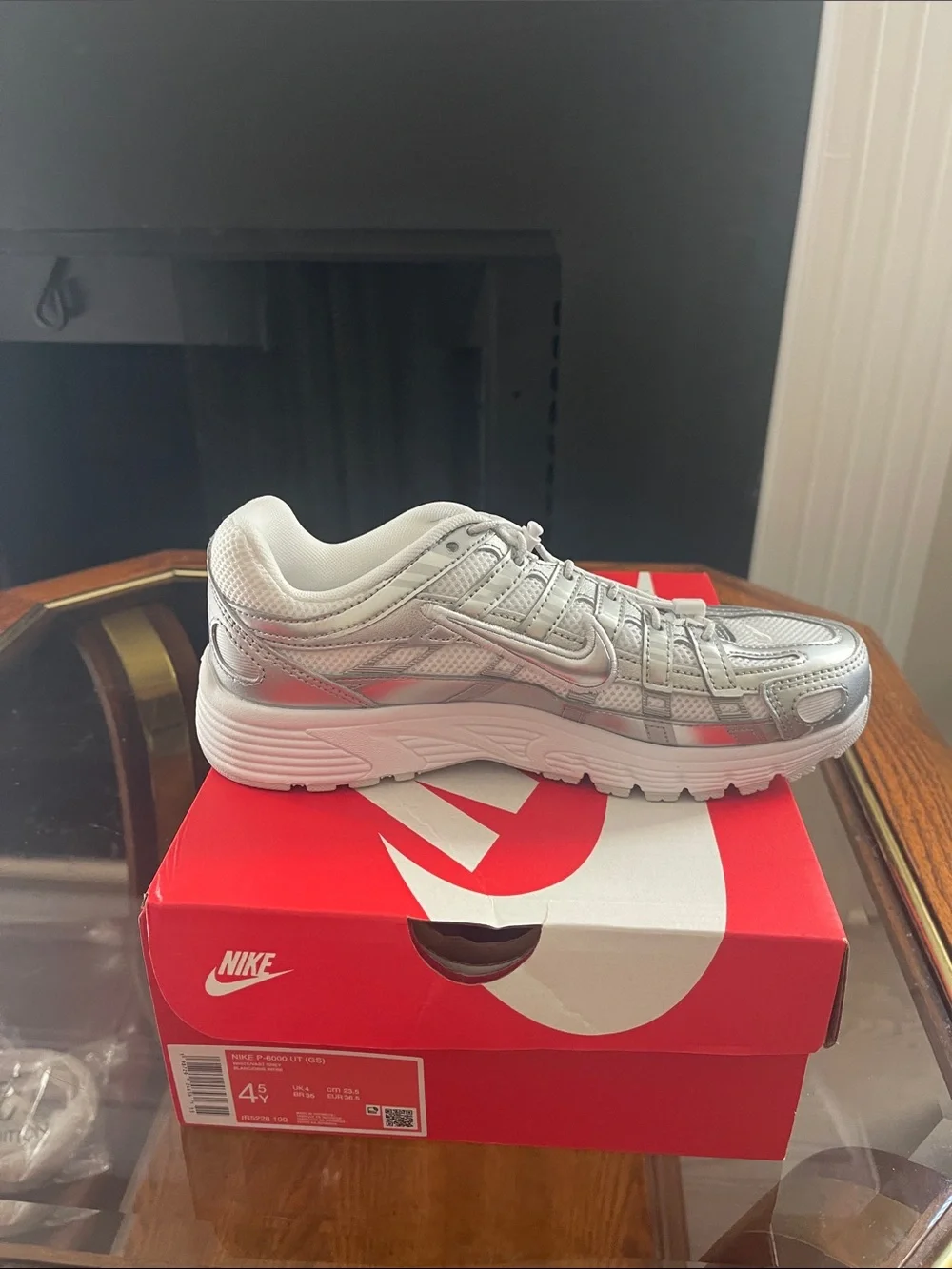 Nike metallic silver