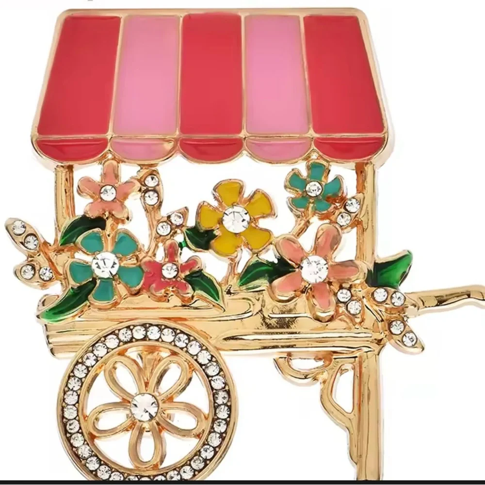 N/A elegant brooch