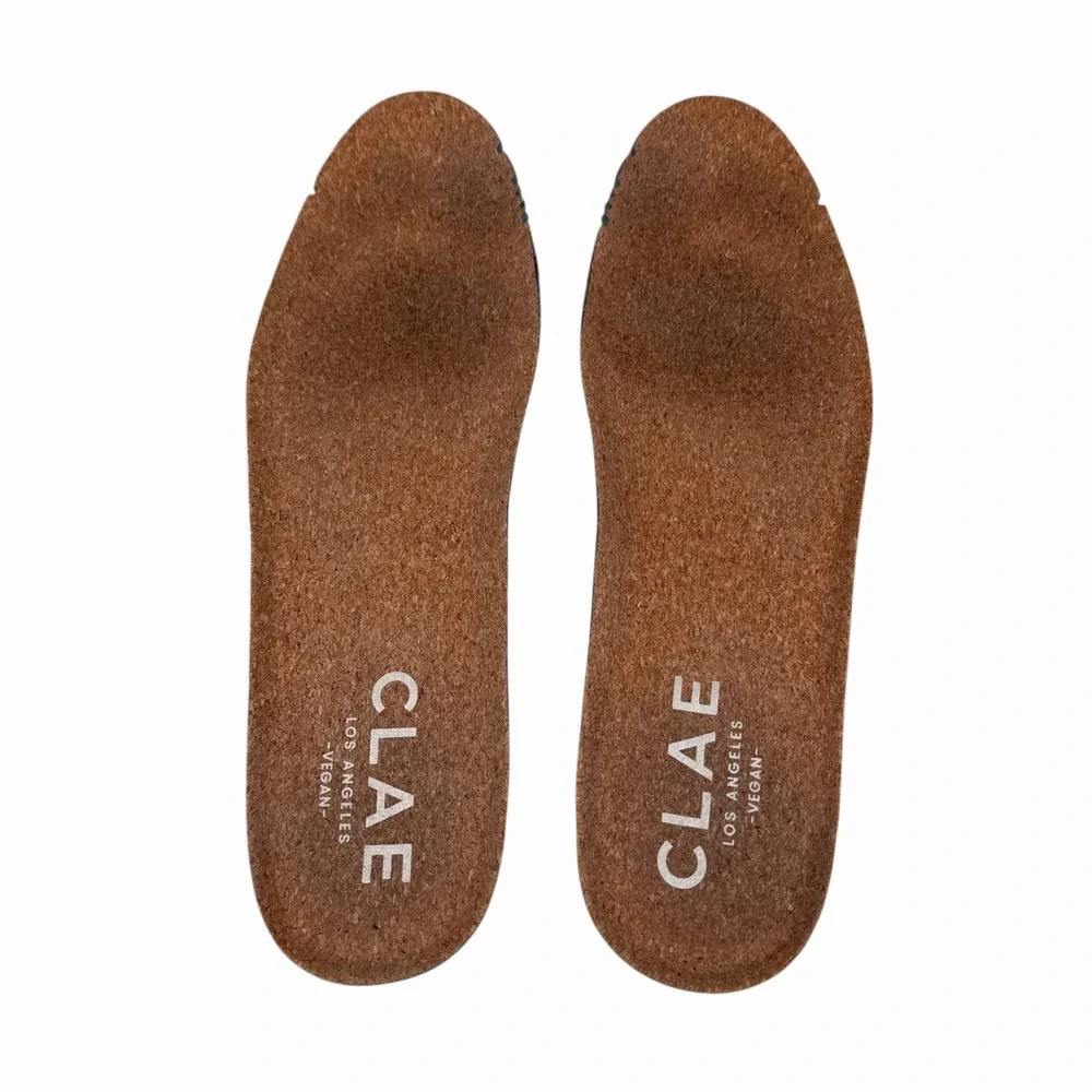 Clae there are