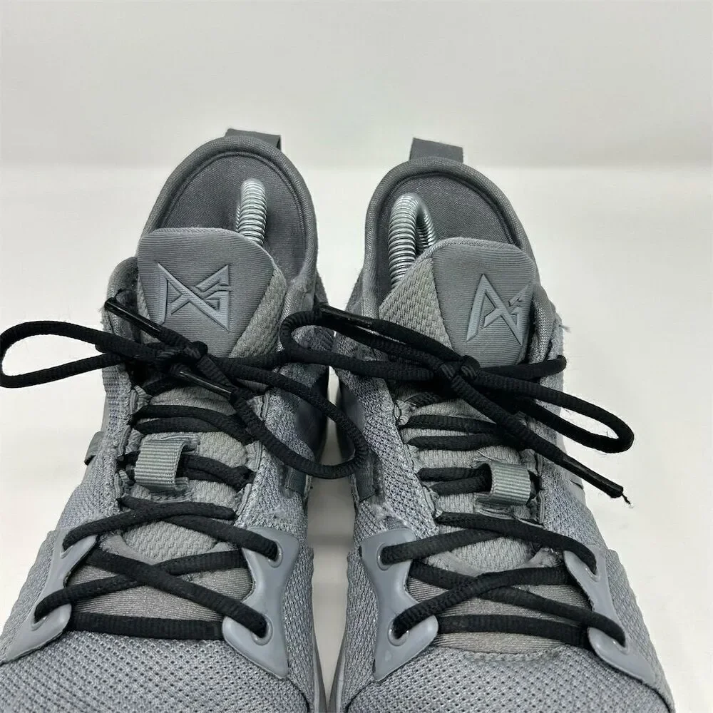 Nike brand zoom shaft