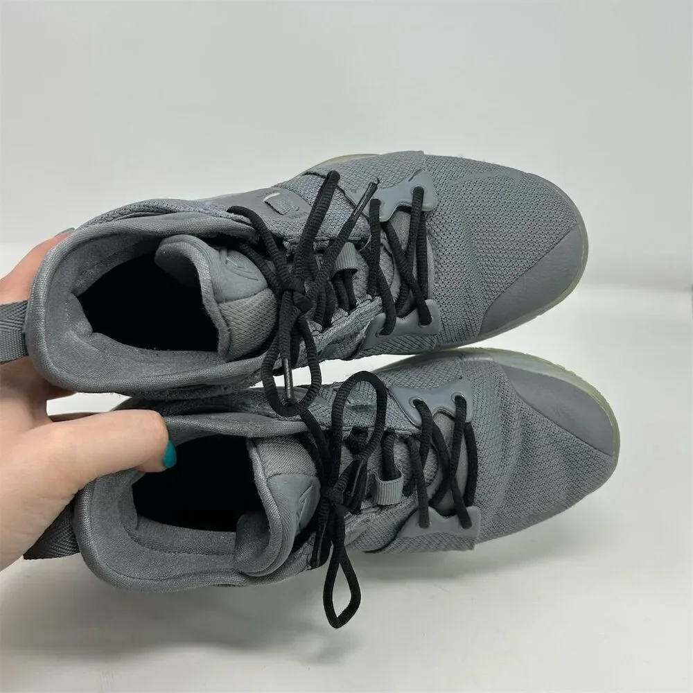 Nike up material