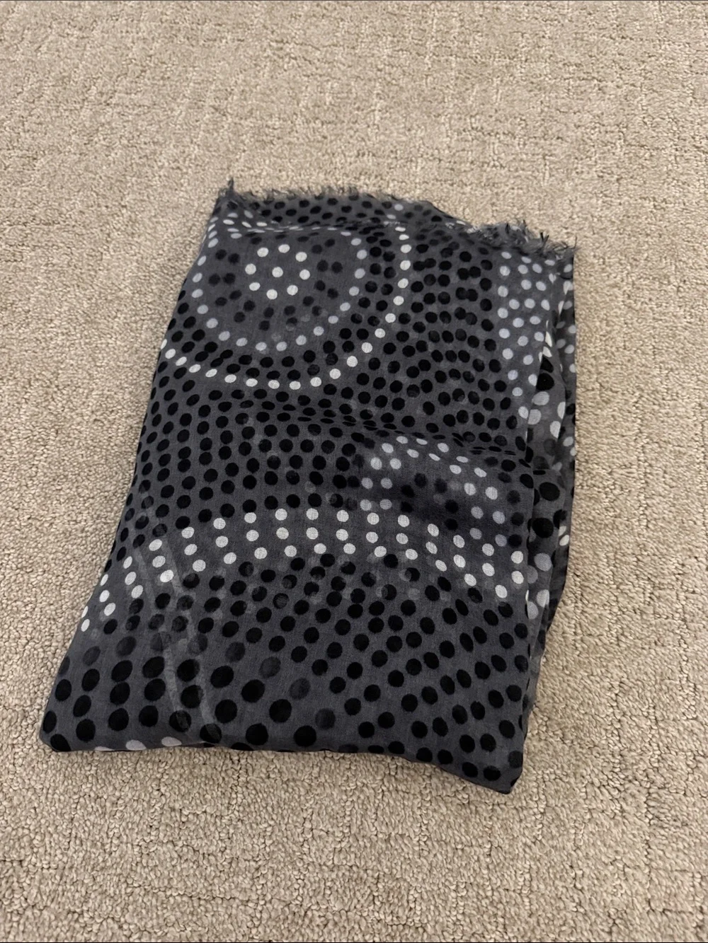 N/A stylish black