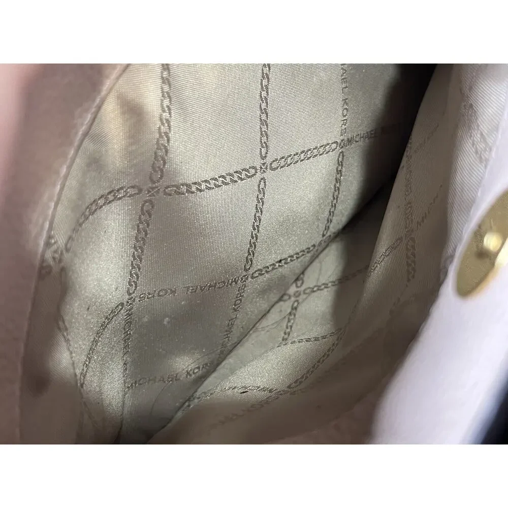 Michael Kors saffiano leather