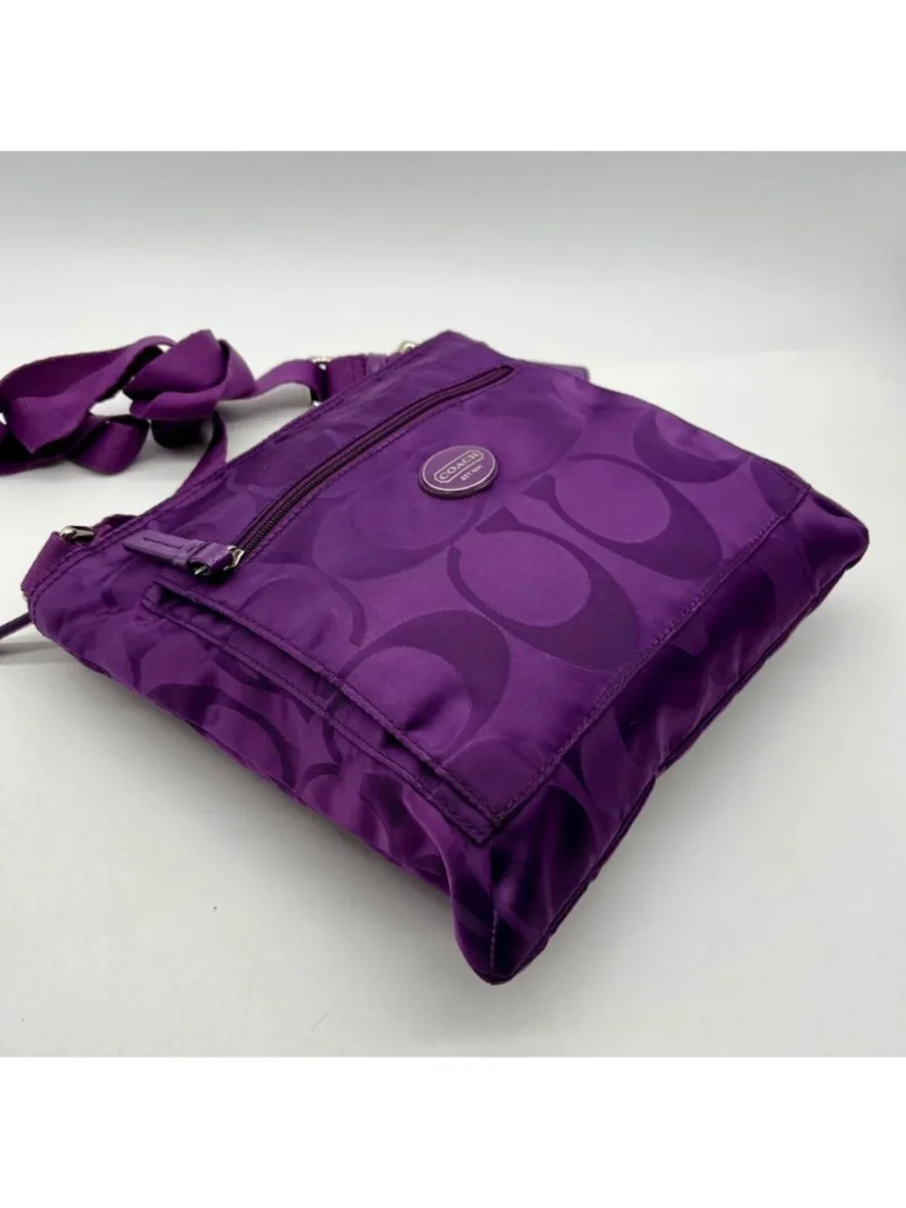 Coach carry classic
