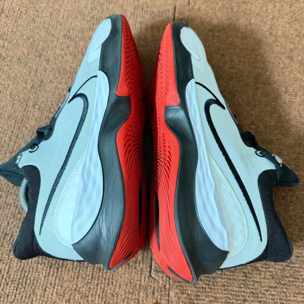 Nike renew elevate