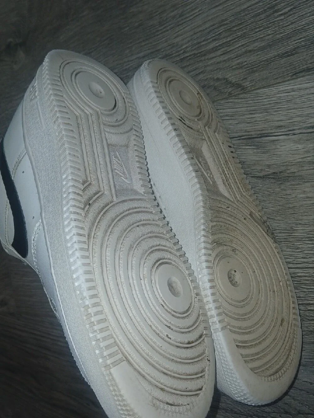 Nike low top