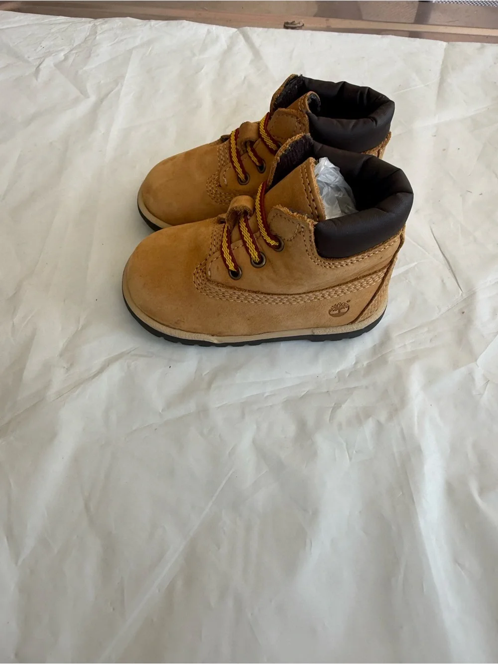 Timberland “size 3”