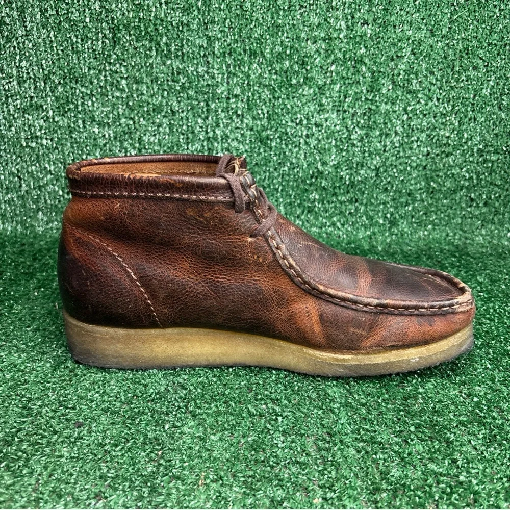 Clarks wallabee dark