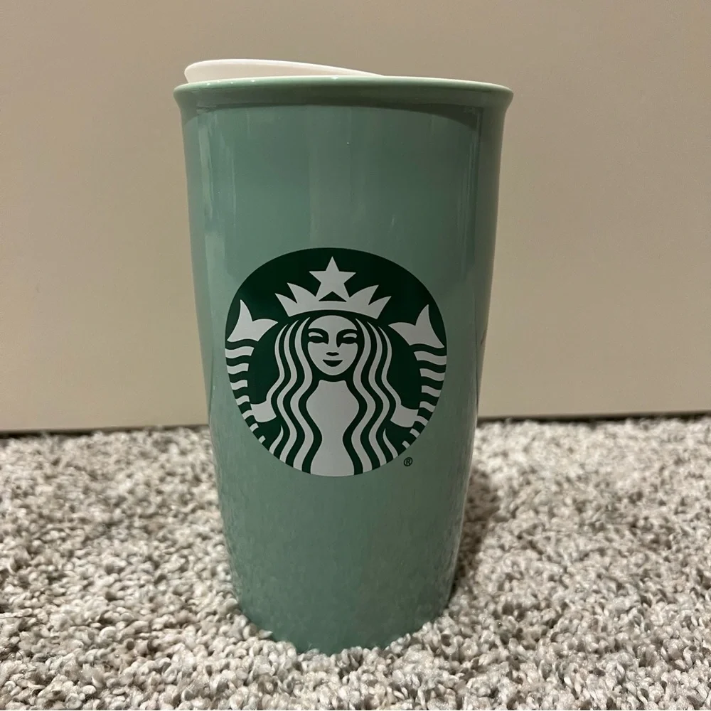 Starbucks disney parks