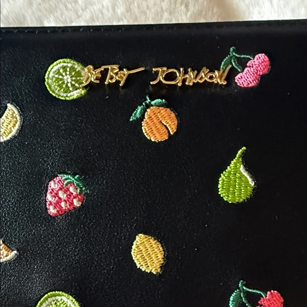 Betsey Johnson chic black