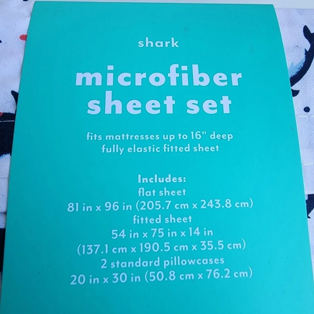 Pillowfort new 4pc
