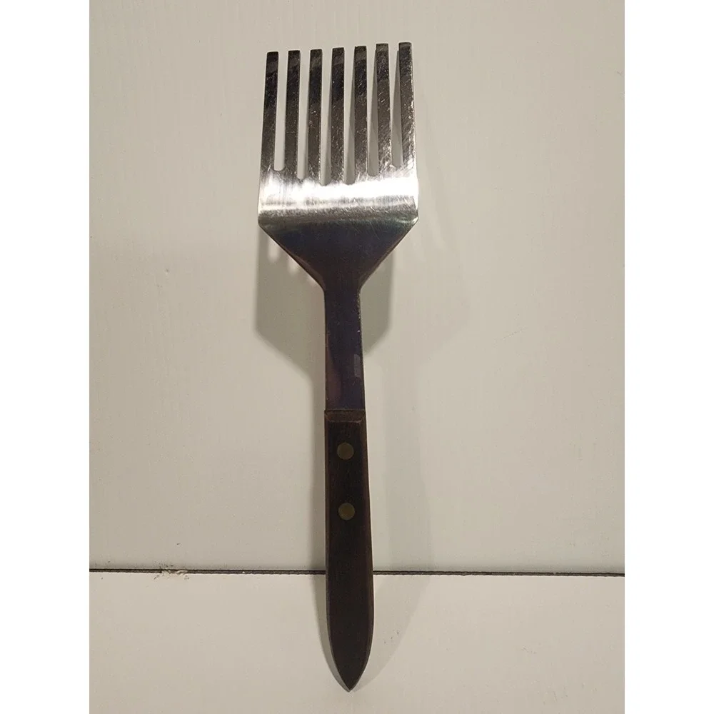 The Unbranded Brand vintage tine