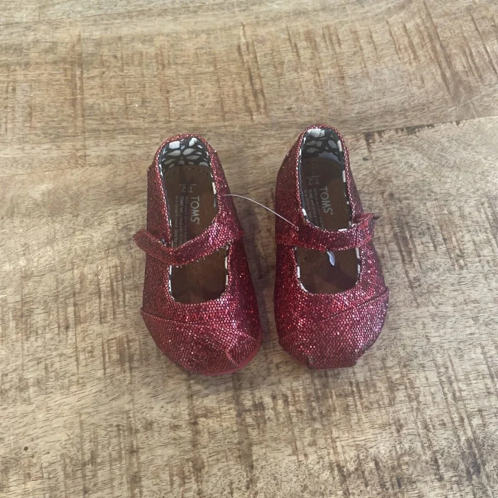 Toms these adorable