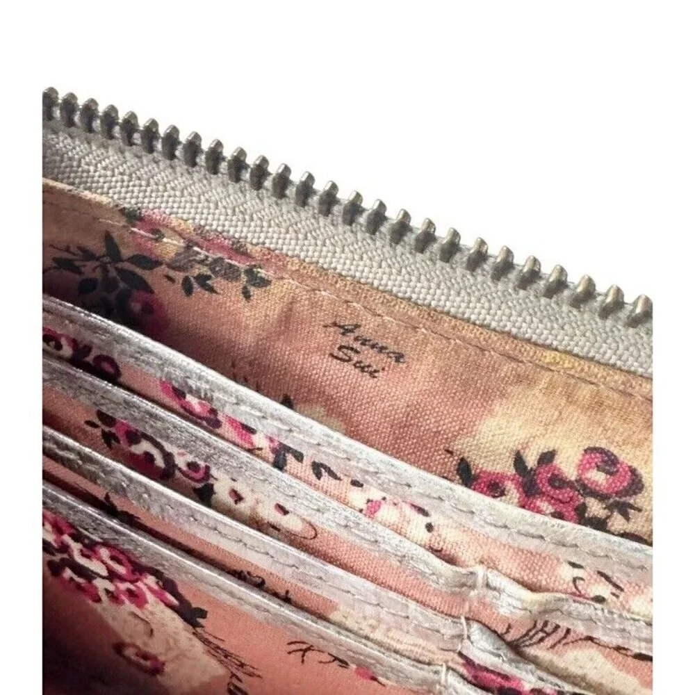 Anna Sui key done toned