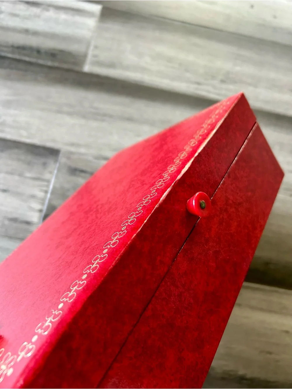 Vintage stunning leatherette