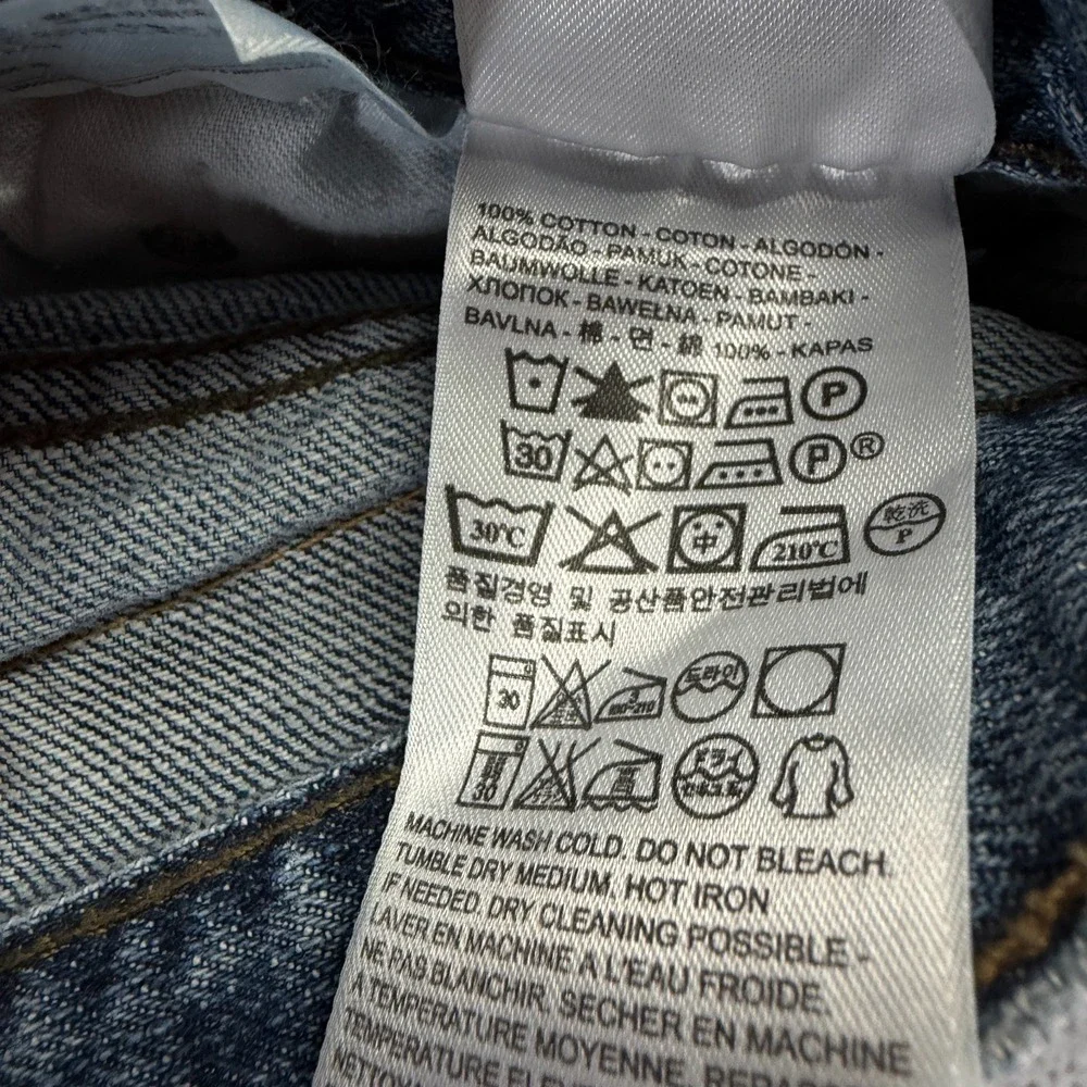 Levis before purchasing
