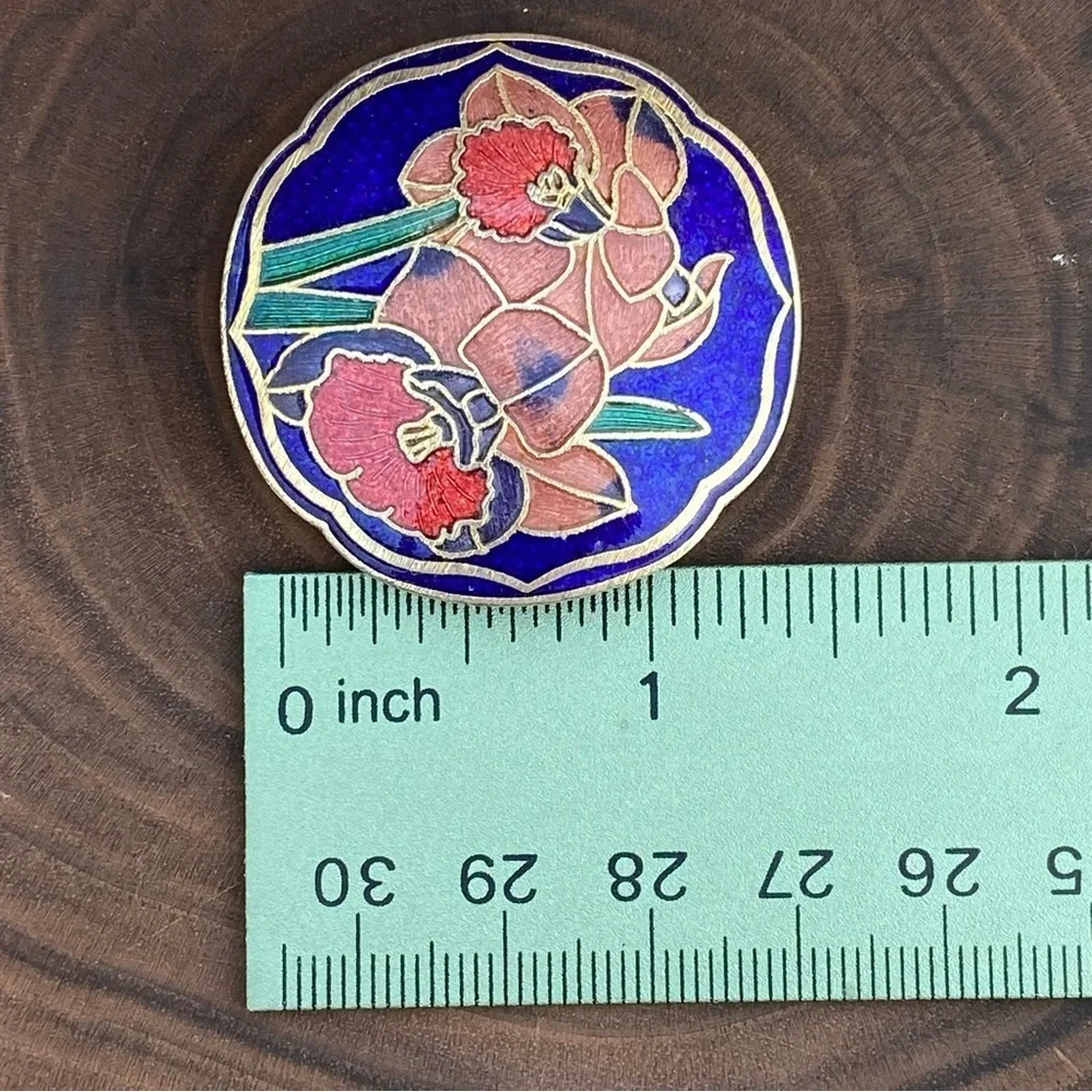 Vintage 70s gold