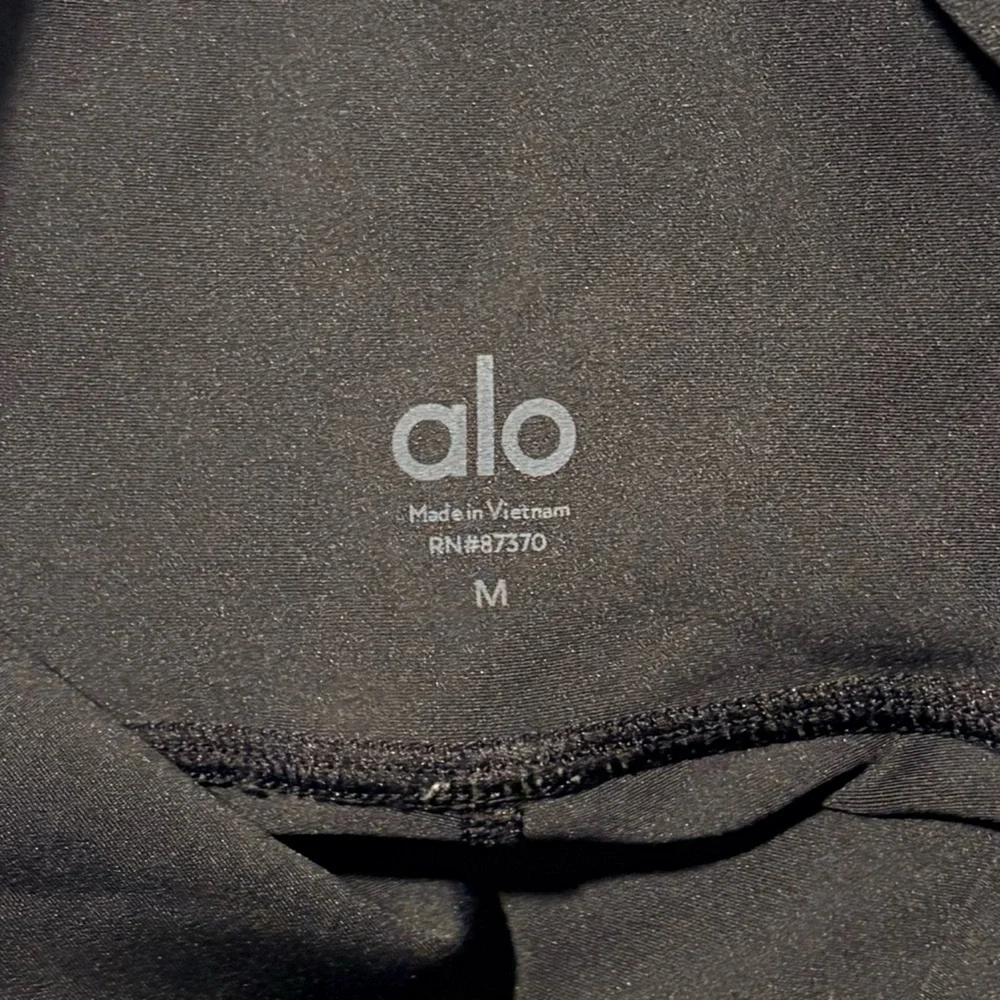 ALO Yoga sleek high