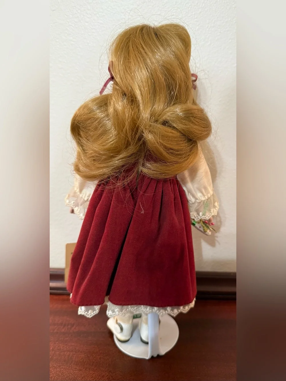 Paradise Galleries part doll weighs