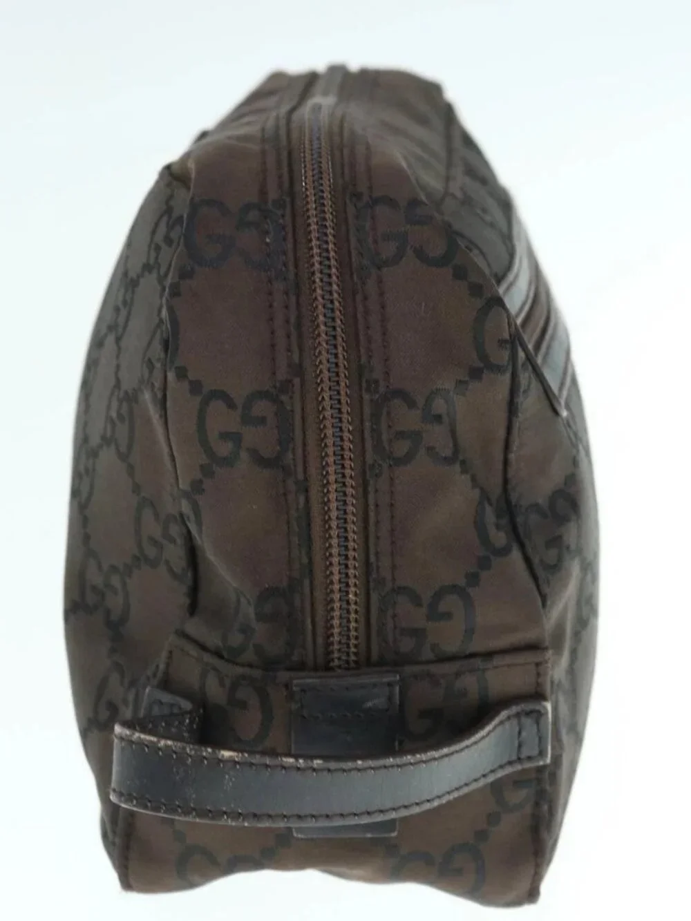 Gucci brand	gucci color	dark