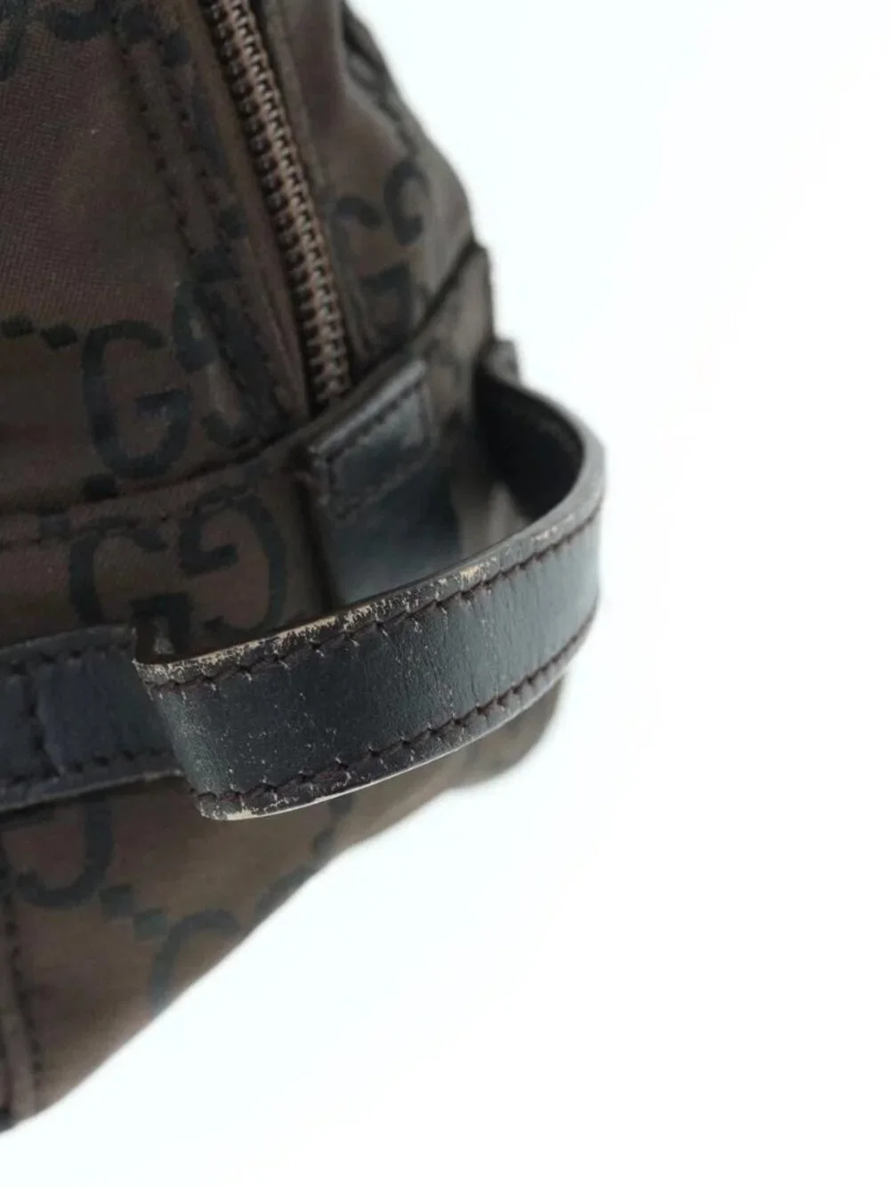 Gucci brand	gucci color	dark