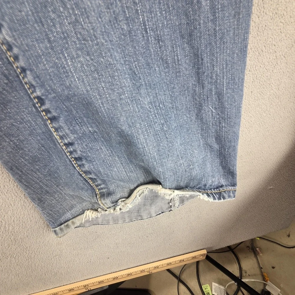 Levis 11711 important