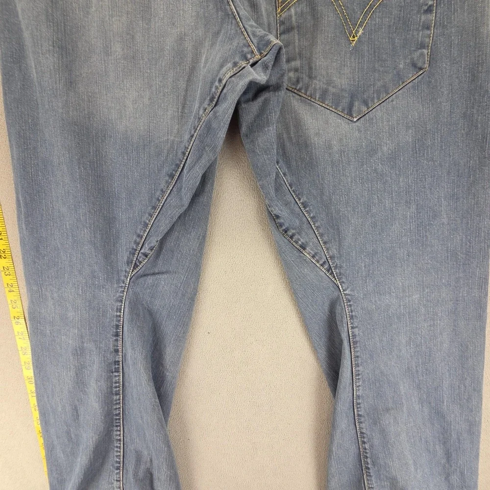Levis 11711 important