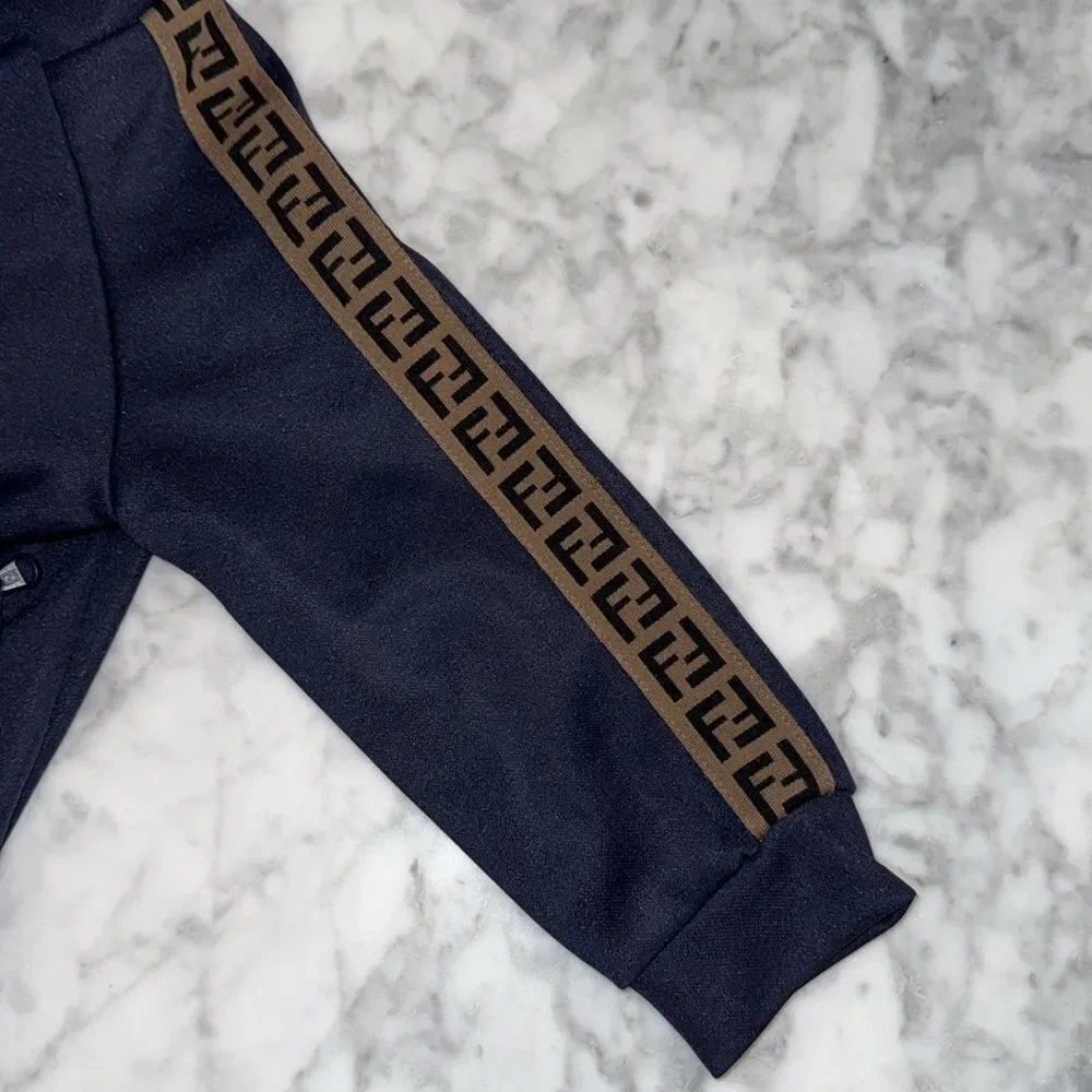 Fendi shipping look