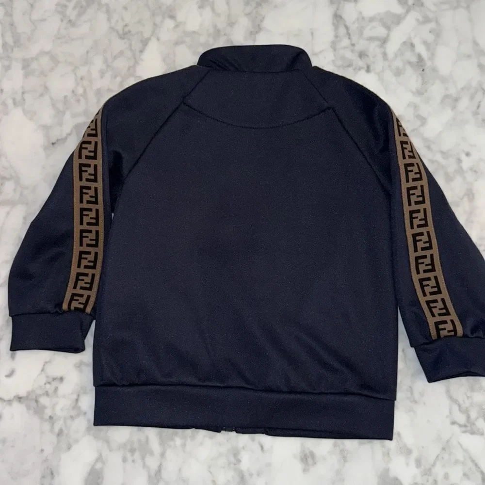 Fendi offer sleeves