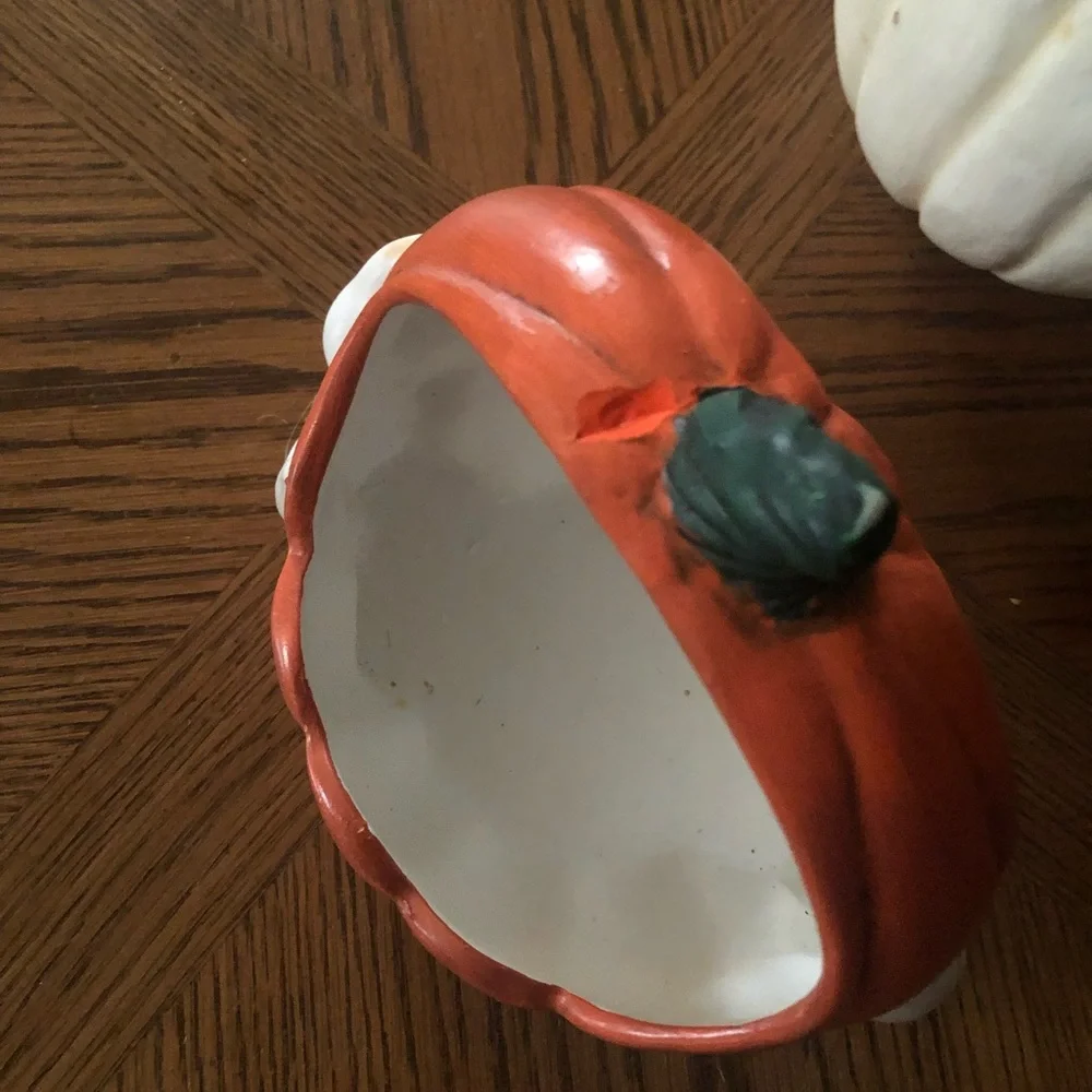 N/A ceramic halloween