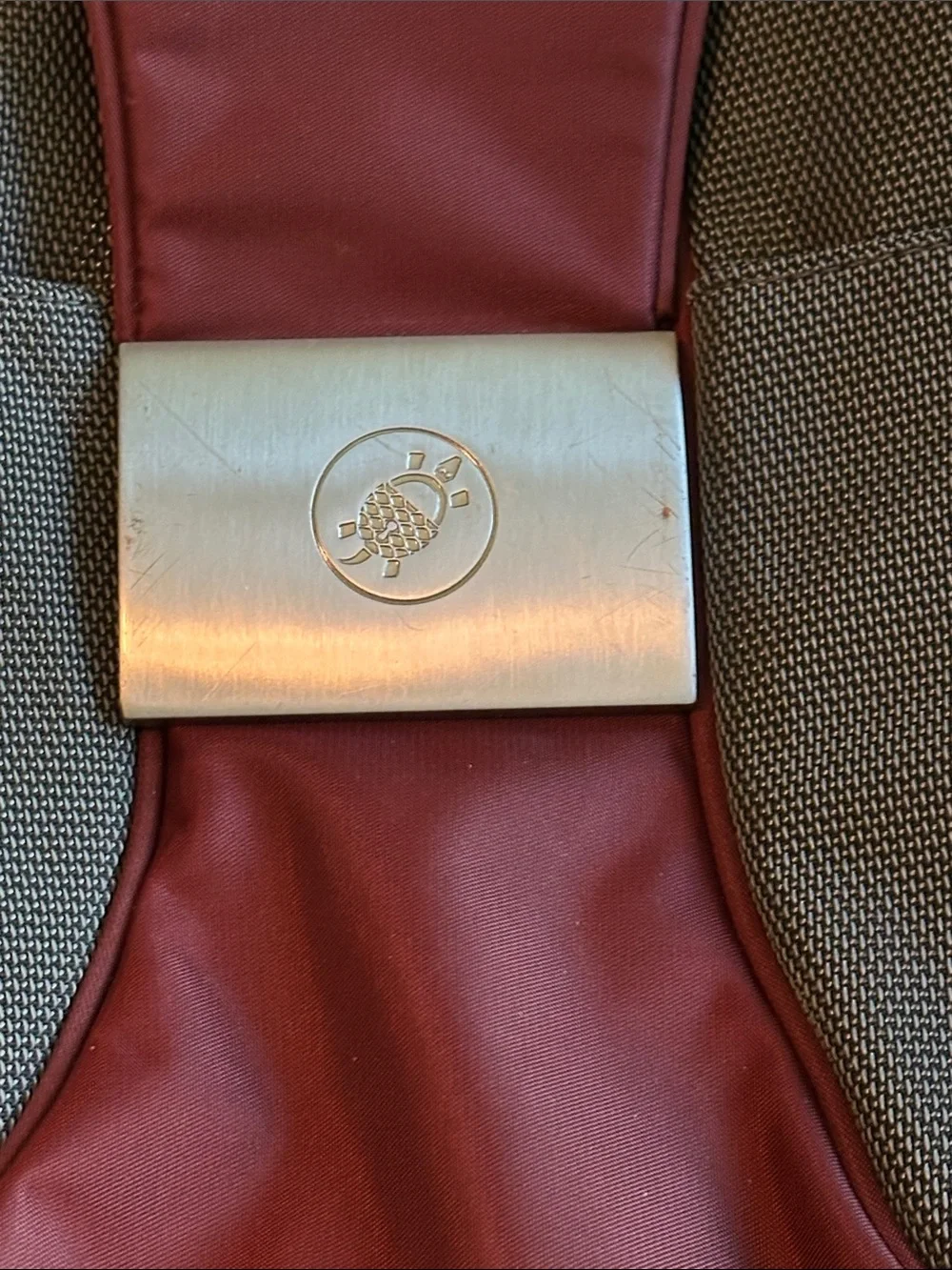 Pacsafe comfortable tone