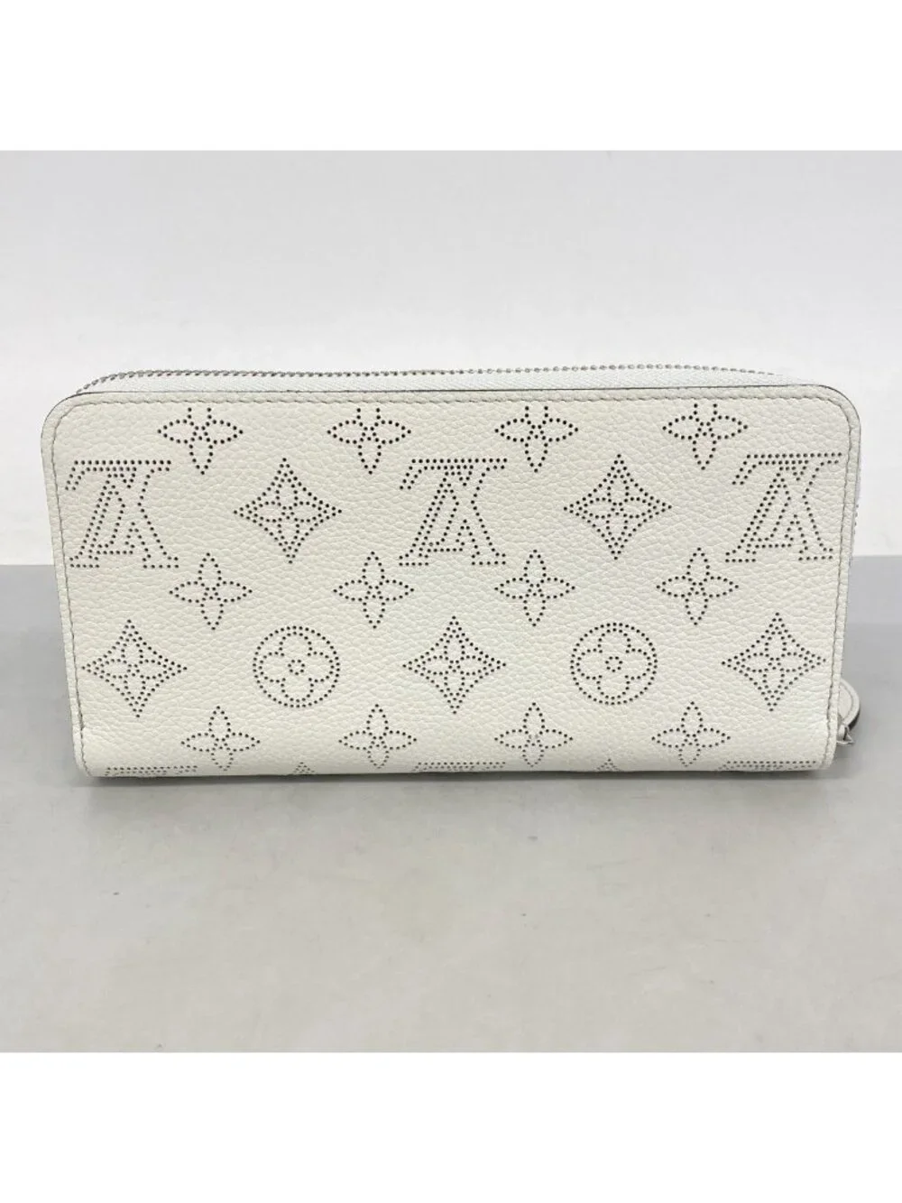 Louis Vuitton this authentic