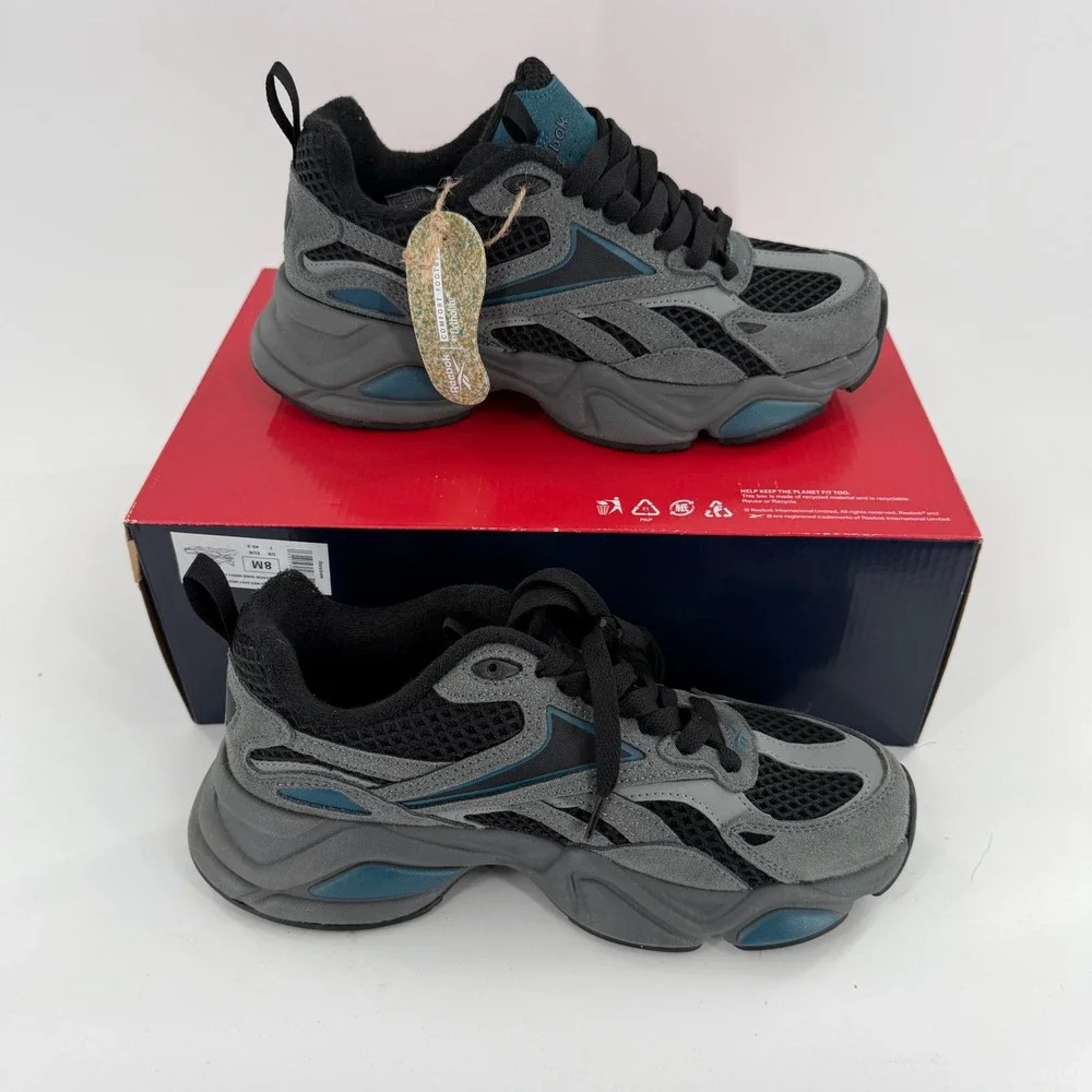 Reebok charge sneakers