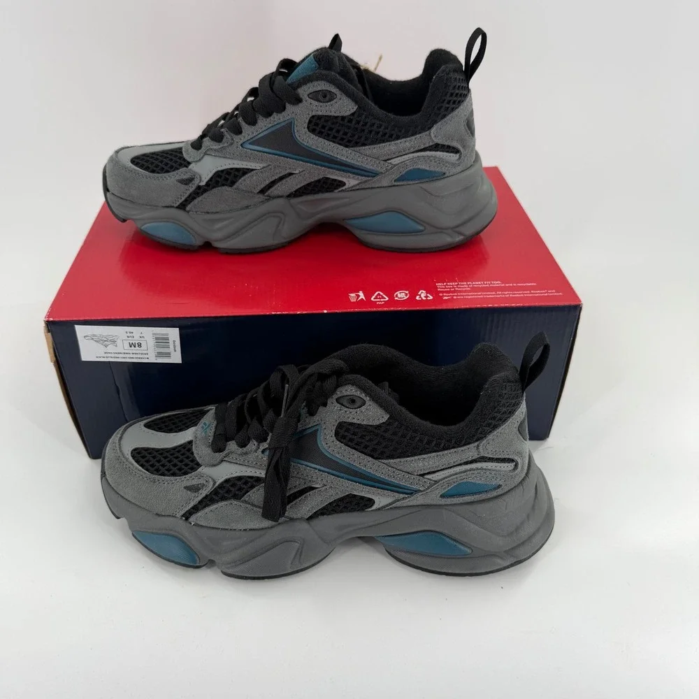 Reebok charge sneakers