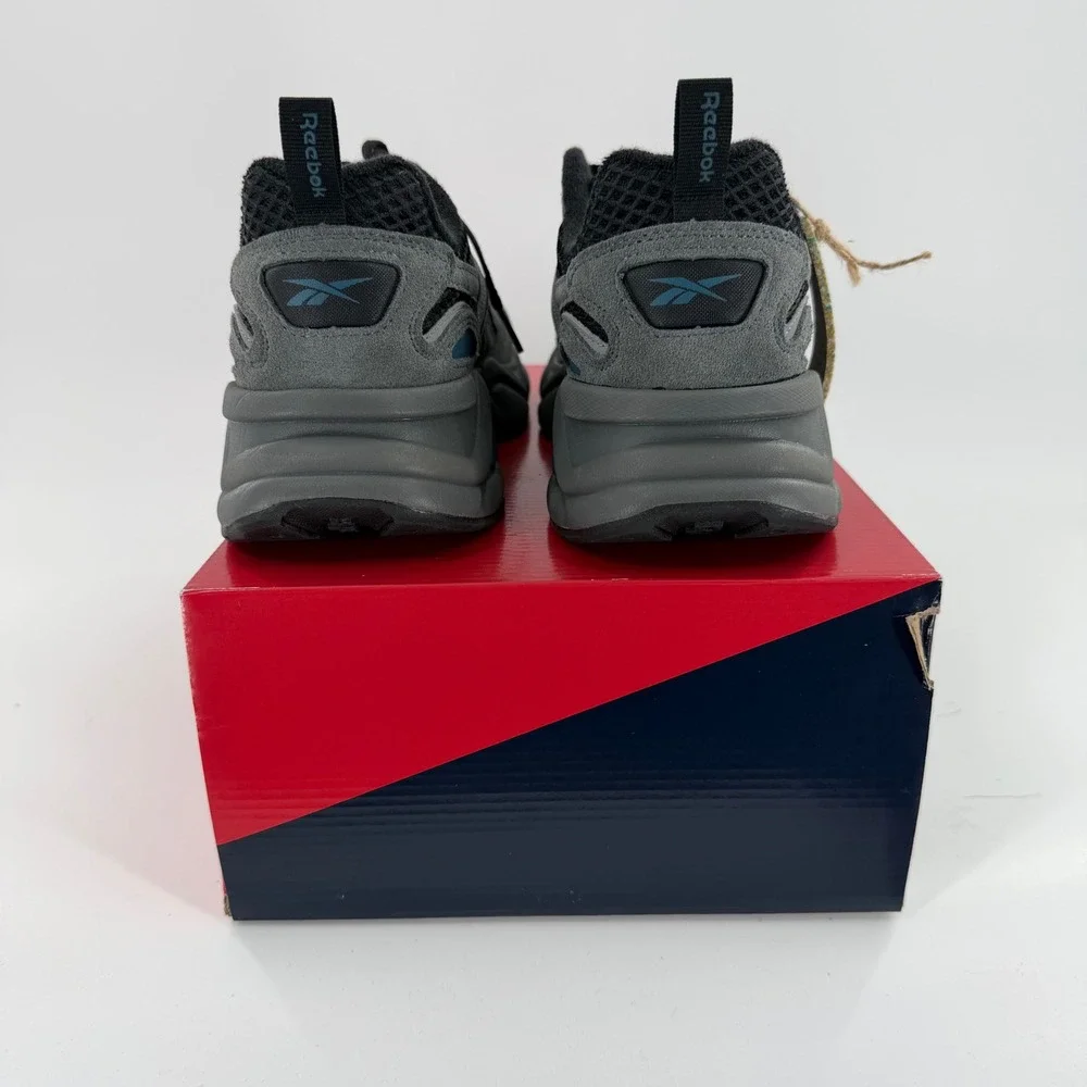 Reebok charge sneakers