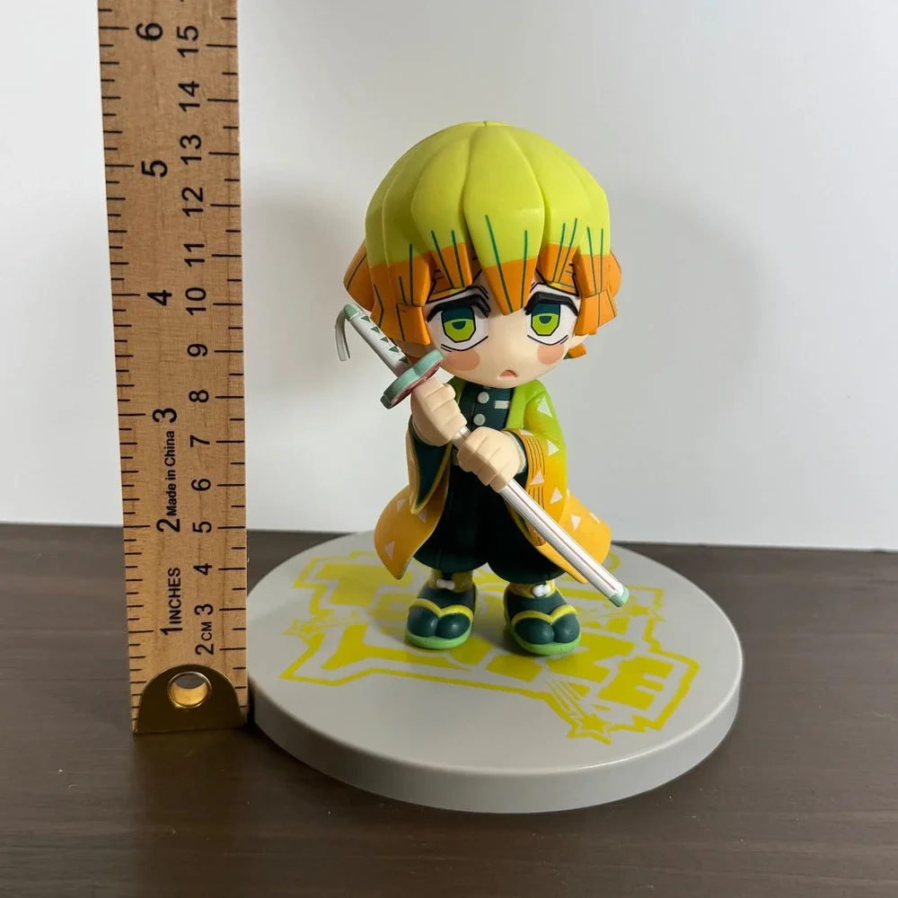 Banpresto Demon Slayer Zenitsu Agatsuma Q Posket Petit Figure Yellow 5.5in Cute