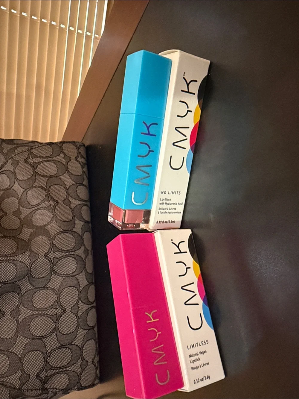N/A cmyk lipgloss